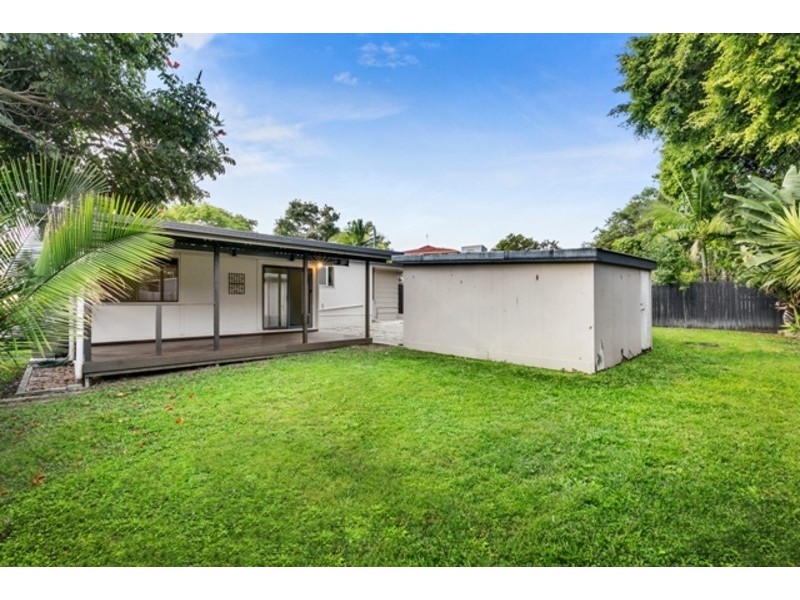 14 Elaine Street, Southport QLD 4215