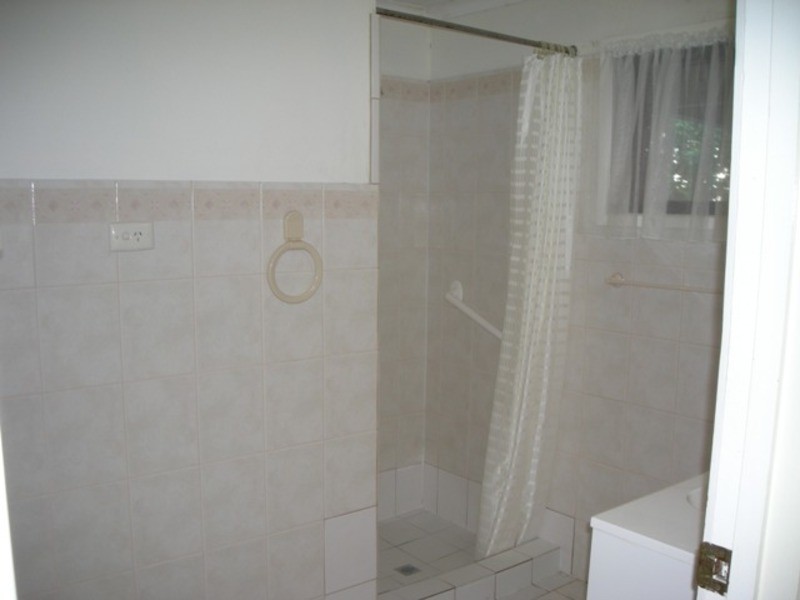 2/28a Marine Parade, Southport QLD 4215
