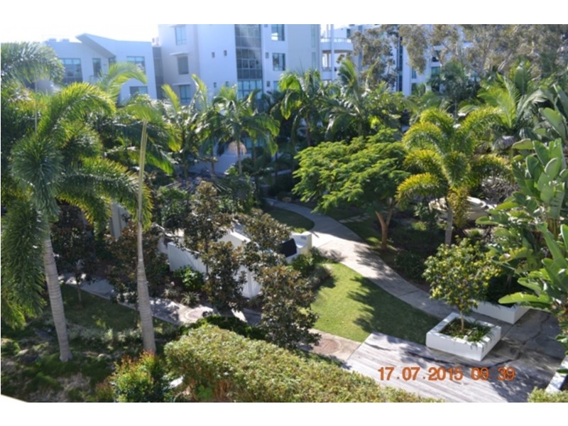 12P/28 Bayview Street, Southport QLD 4215