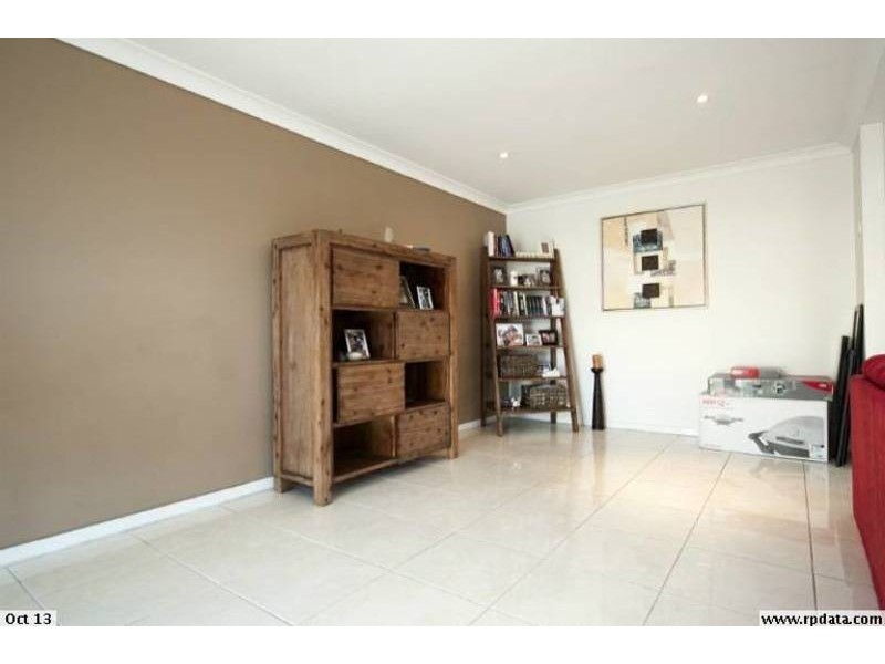 2/7 Jessica Court, Arundel QLD 4214