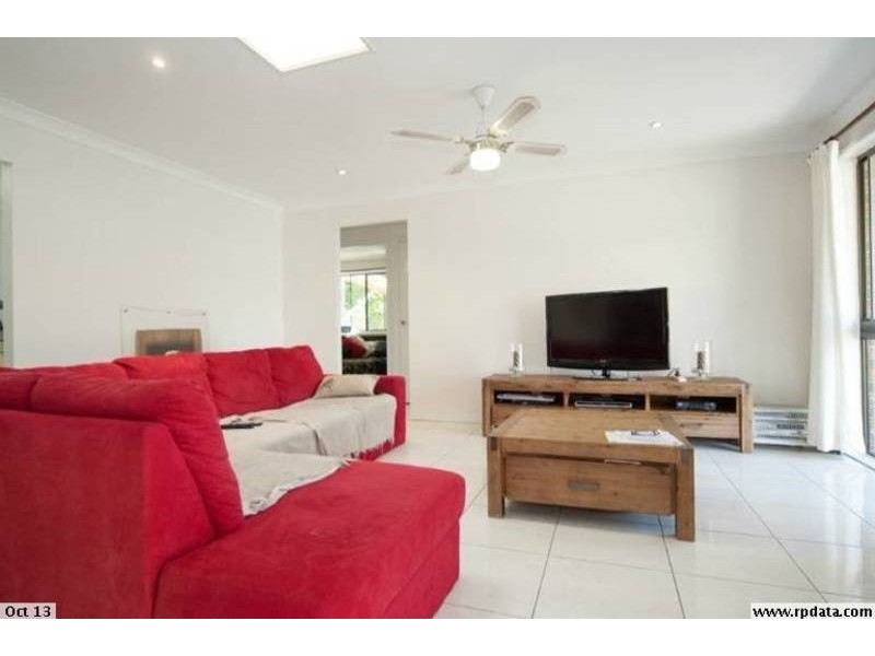 2/7 Jessica Court, Arundel QLD 4214