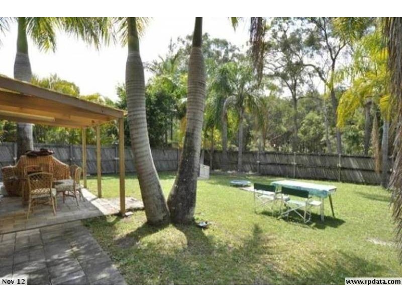 2/7 Jessica Court, Arundel QLD 4214