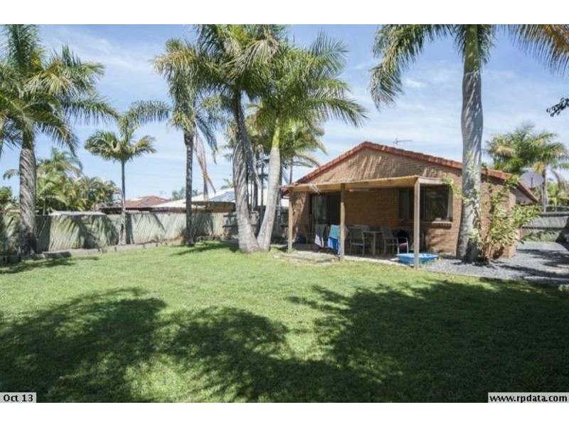 2/7 Jessica Court, Arundel QLD 4214