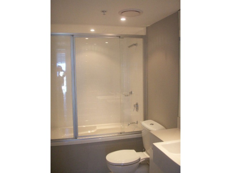 22702/5 Lawson Street, Southport QLD 4215