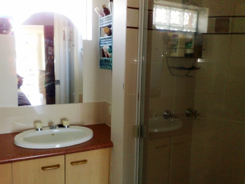 12/106 Marine Parade, Southport QLD 4215