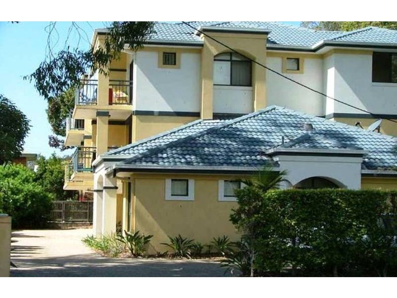 3/129 Muir Street, Labrador QLD 4215