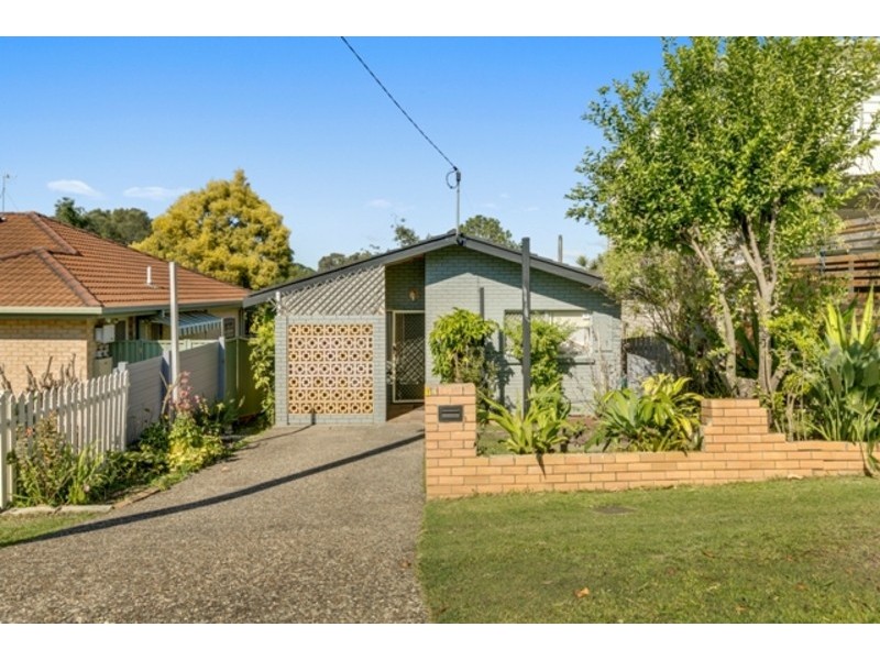 14 Walter Street, Labrador QLD 4215