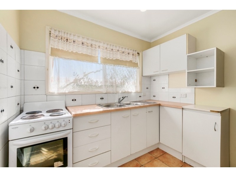 14 Walter Street, Labrador QLD 4215