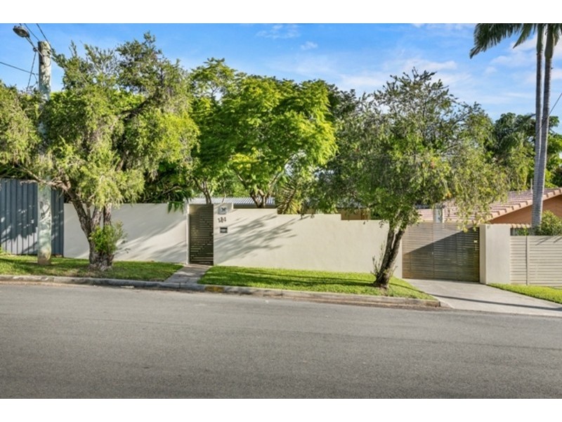 14 Elaine Street, Southport QLD 4215