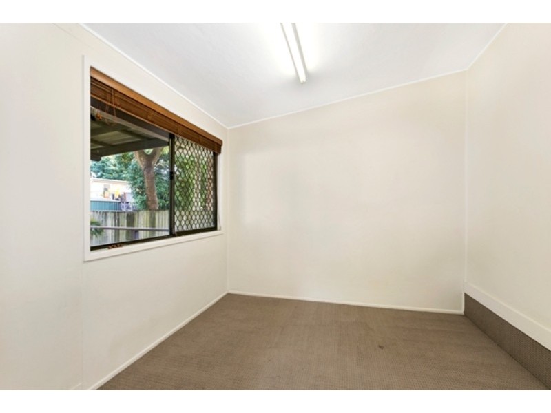 14 Elaine Street, Southport QLD 4215