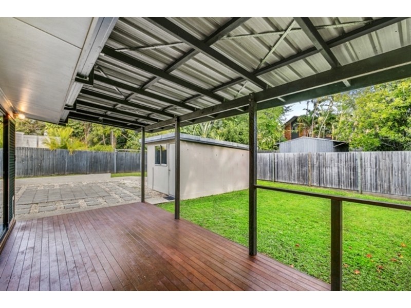 14 Elaine Street, Southport QLD 4215