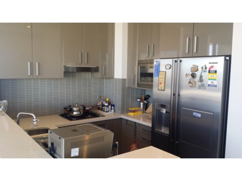 2701/4 Como Crescent, Southport QLD 4215