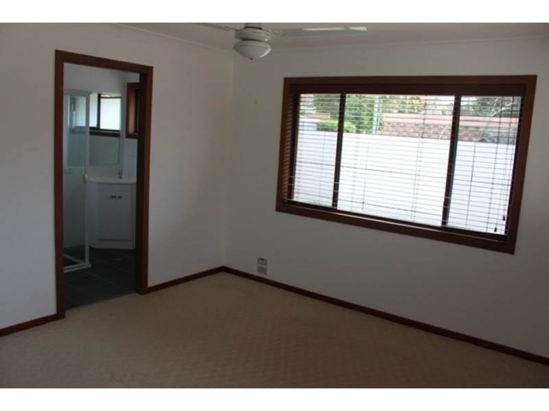 10 Bixa Street, Southport QLD 4215