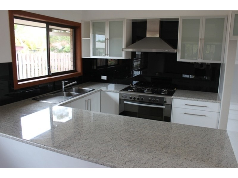 10 Bixa Street, Southport QLD 4215