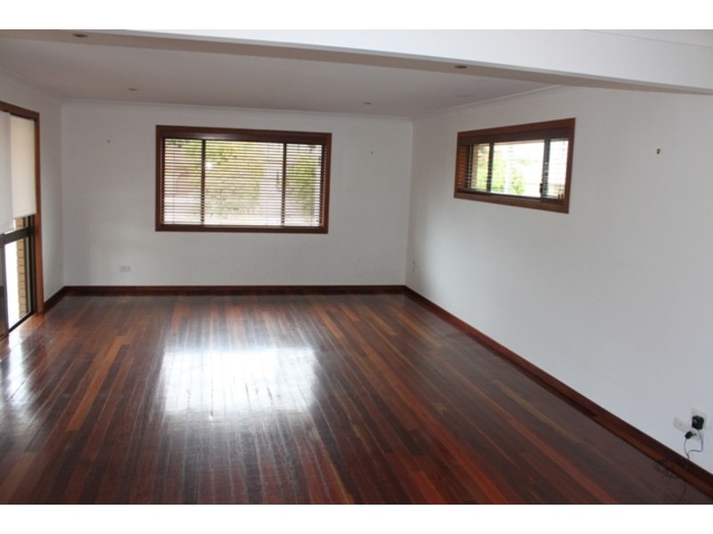 10 Bixa Street, Southport QLD 4215