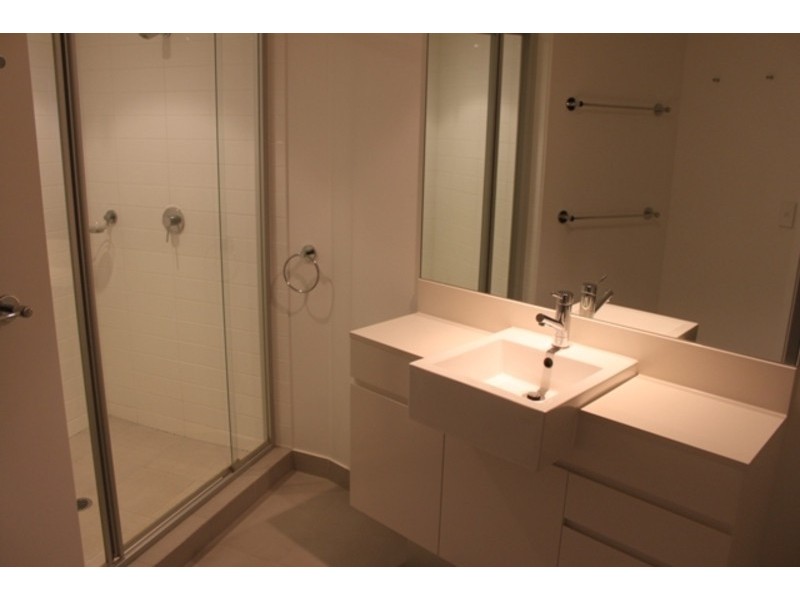 22307/5 Lawson Street, Southport QLD 4215