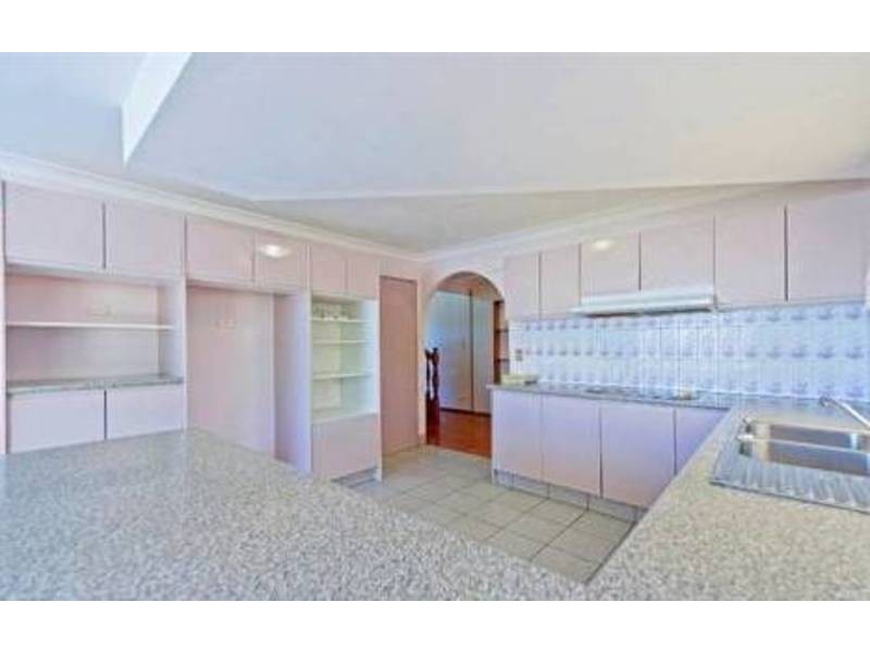 17  Everest Drive, Southport QLD 4215
