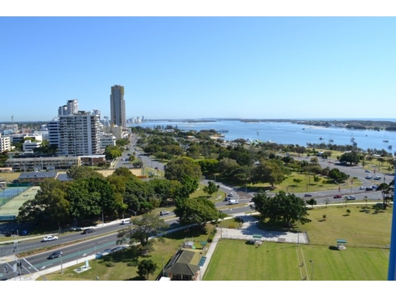 1703 Como Crescent, Southport QLD 4215