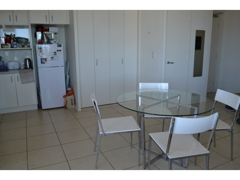 1703 Como Crescent, Southport QLD 4215