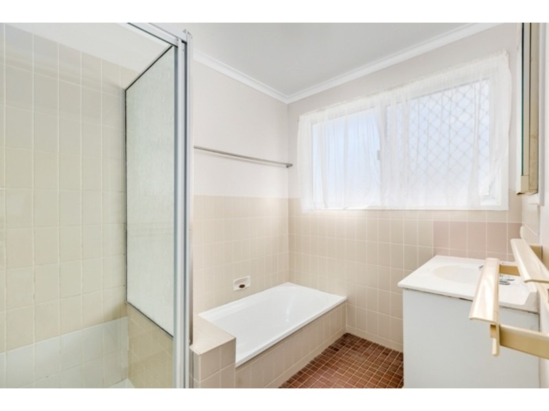 3 Pilgrim Place, Southport QLD 4215