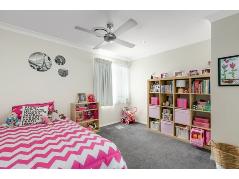 50 Back Street, Biggera Waters QLD 4216