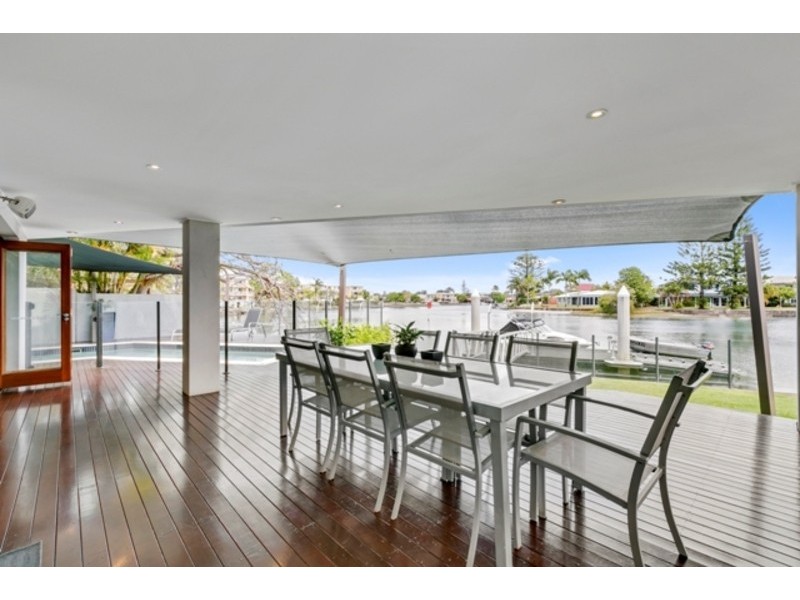 50 Back Street, Biggera Waters QLD 4216