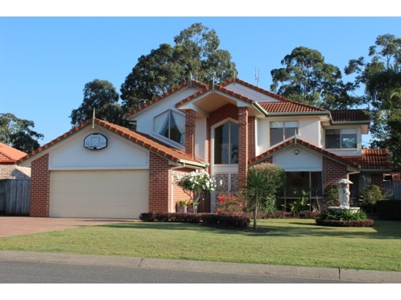 8 Greg Norman Crescent, Parkwood QLD 4214