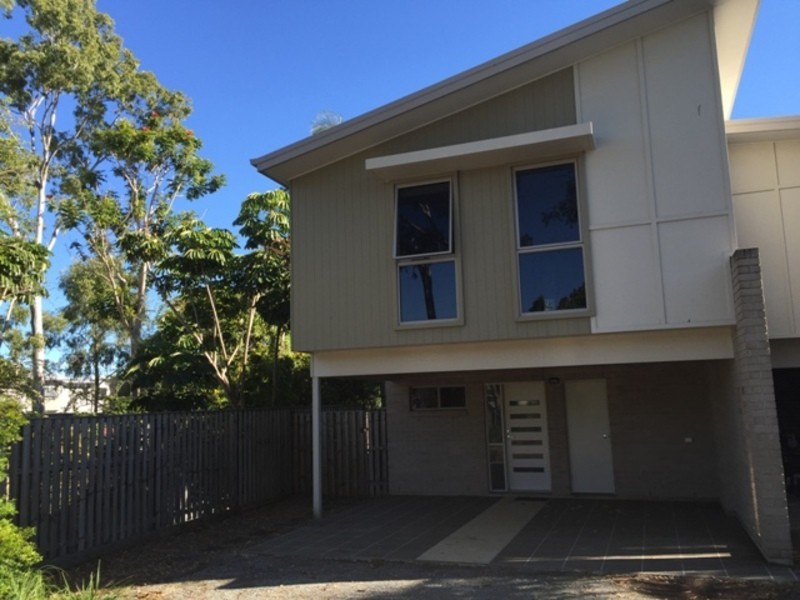 3/135 Falconer Street, Southport QLD 4215