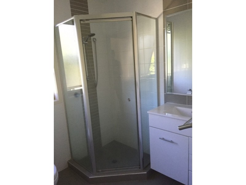 3/135 Falconer Street, Southport QLD 4215