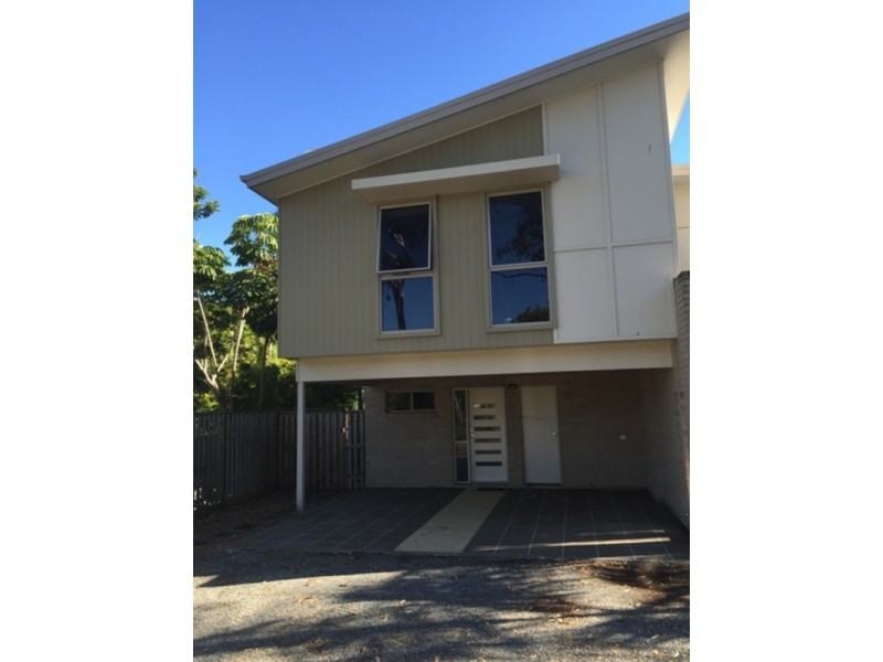 3/135 Falconer Street, Southport QLD 4215