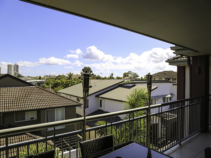 407/33 Clark Street, Biggera Waters QLD 4216