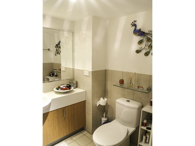 407/33 Clark Street, Biggera Waters QLD 4216