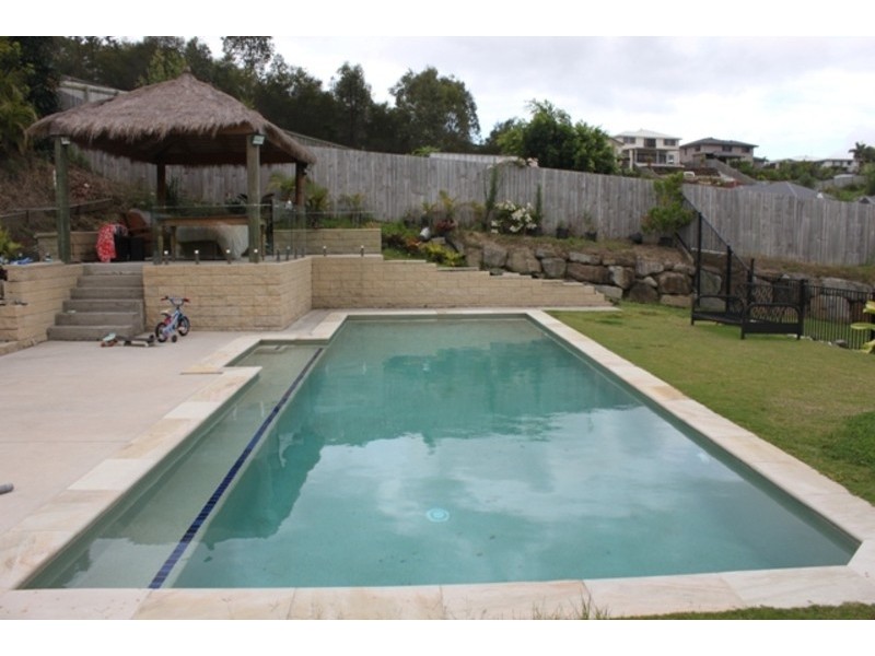 38 Hawkesbury Avenue, Pacific Pines QLD 4211