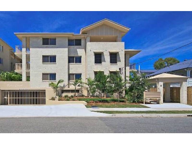 6/4 Sykes Court, Southport QLD 4215