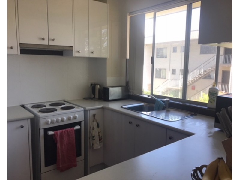 7/210 Scarborough Street, Southport QLD 4215