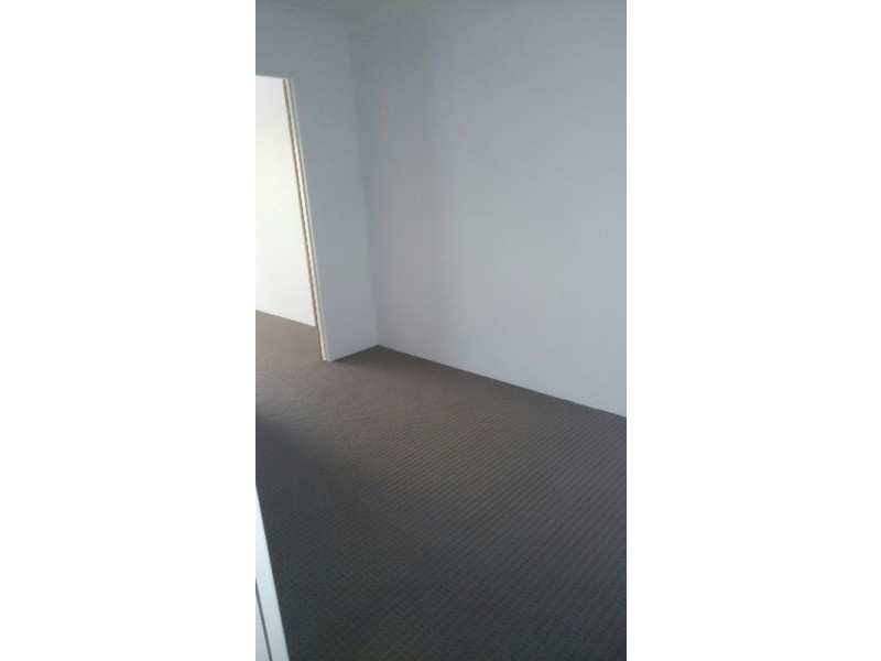 10/88 High Street, Southport QLD 4215