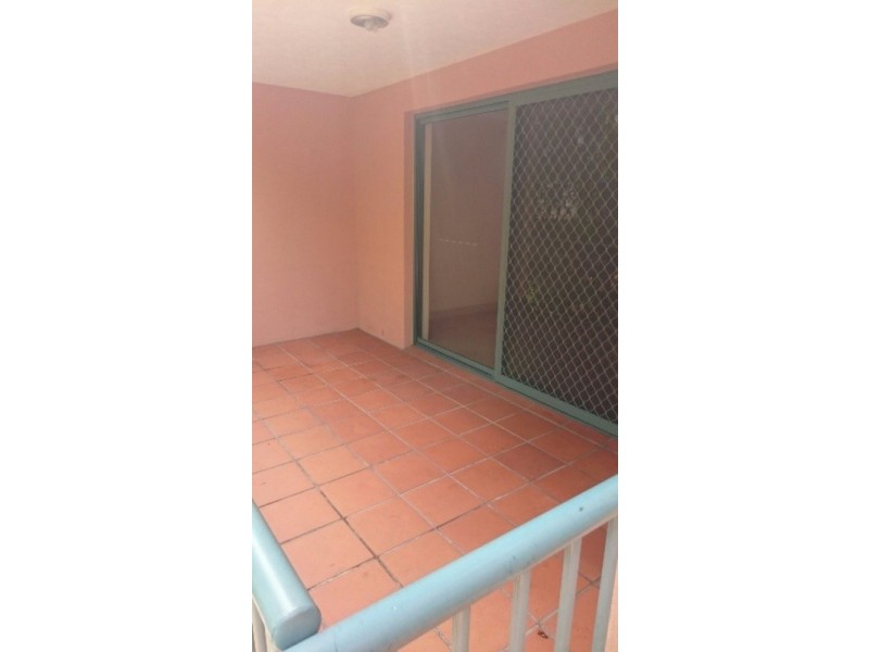 10/88 High Street, Southport QLD 4215