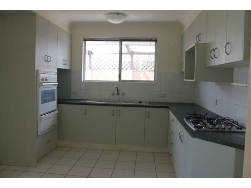 15 Tecoma Street, Southport QLD 4215