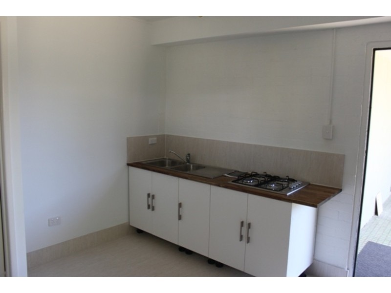 15 Tecoma Street, Southport QLD 4215