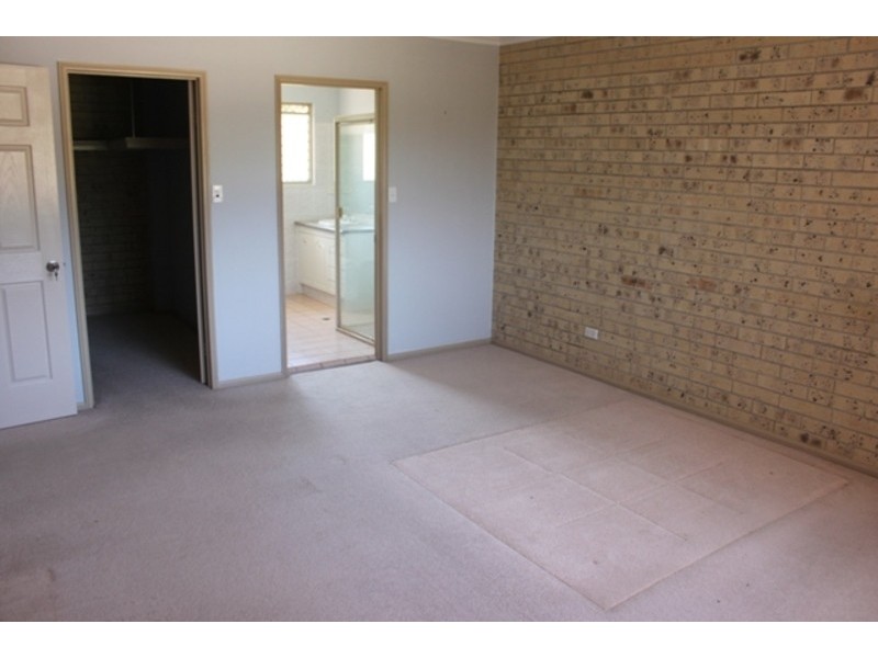 9 Everest Drive, Southport QLD 4215
