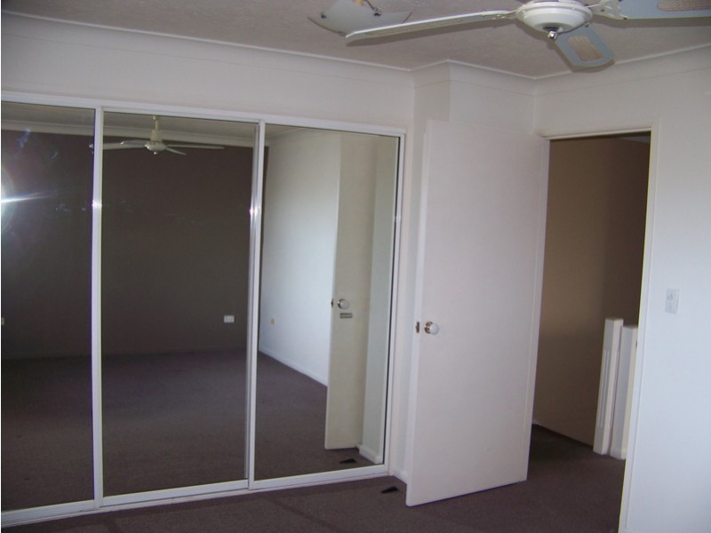 29/50 St Kevins Avenue, Benowa QLD 4217