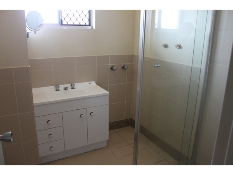 6/25 White Street, Southport QLD 4215