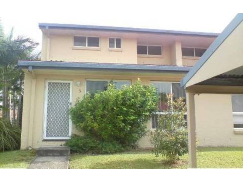 5/13 Brown Street, Labrador QLD 4215