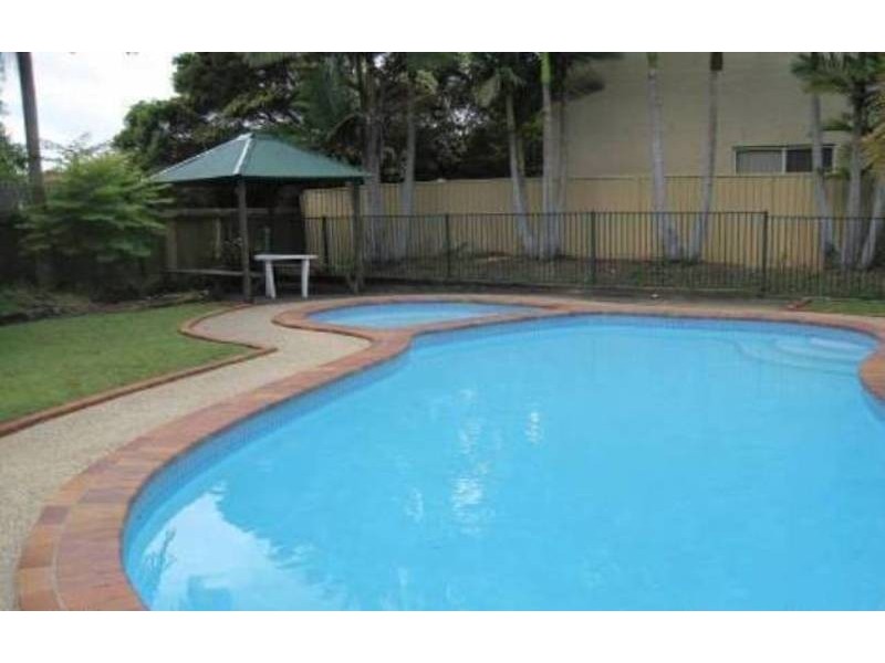 5/13 Brown Street, Labrador QLD 4215