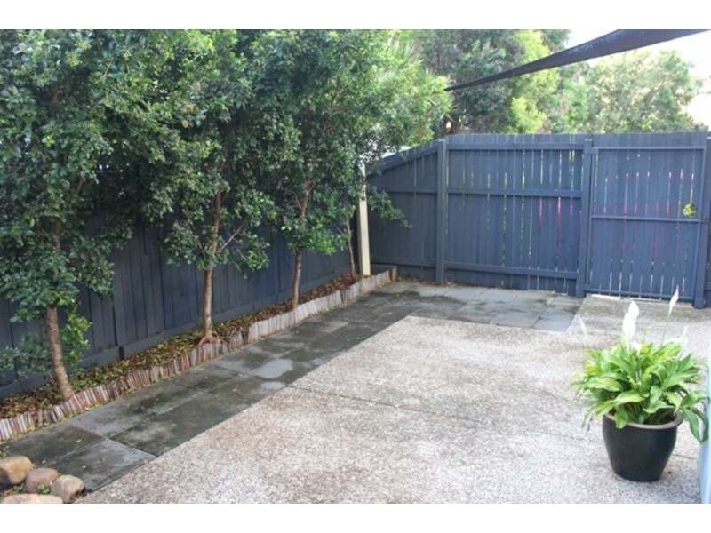 4/23 blake Street, Southport QLD 4215