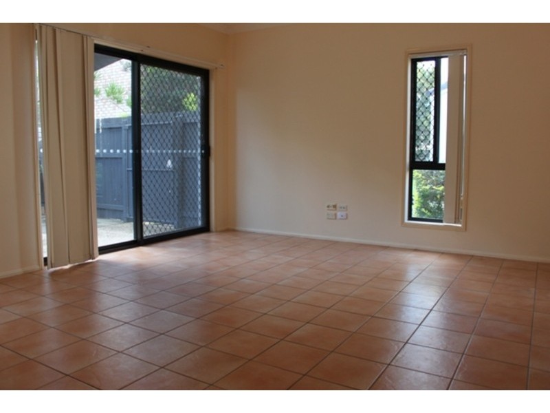 4/23 blake Street, Southport QLD 4215