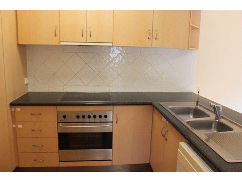 4/23 blake Street, Southport QLD 4215