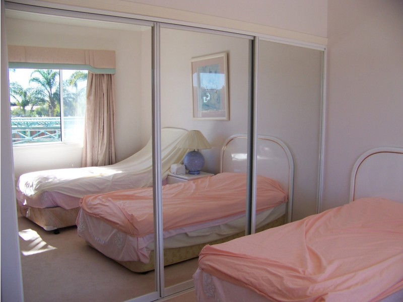 12/131 Morala Avenue, Runaway Bay QLD 4216