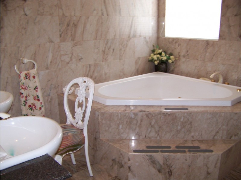 12/131 Morala Avenue, Runaway Bay QLD 4216