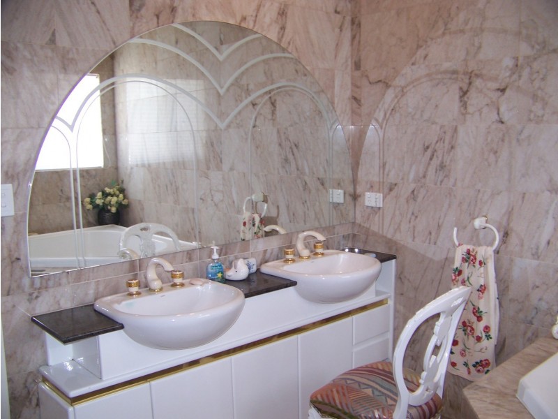 12/131 Morala Avenue, Runaway Bay QLD 4216